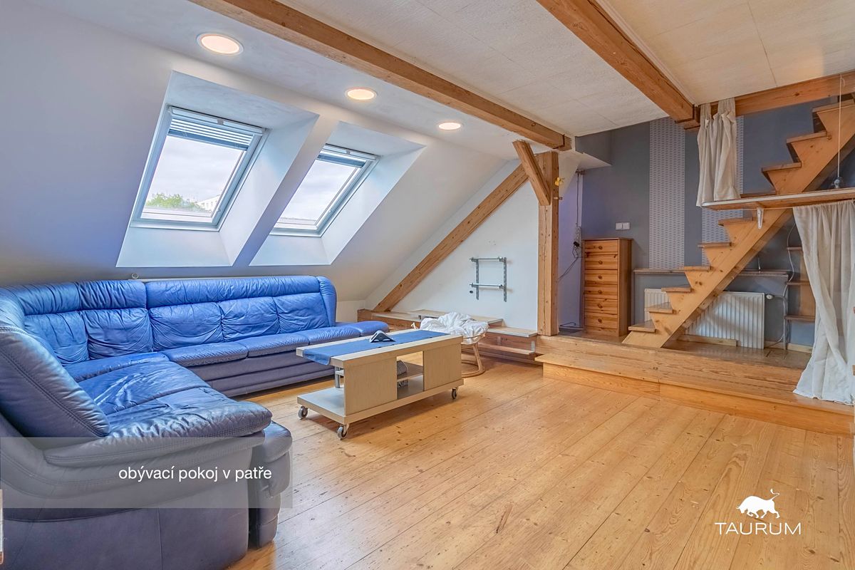 Prodej rodinného domu 186 m², pozemek 191 m² – fotografie 3