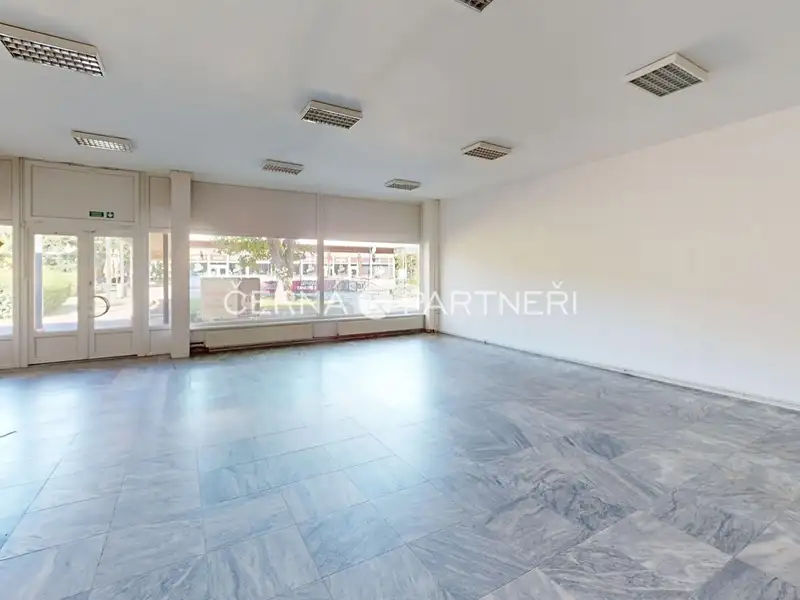 Pronájem obchodního prostoru 319 m², Teplice – náhled fotky 1