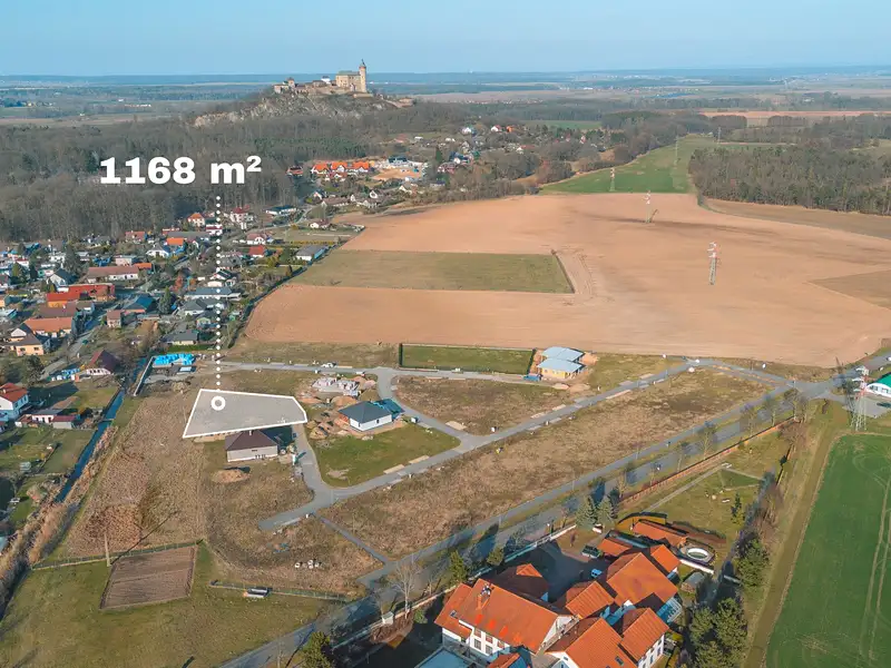 Prodej stavebního pozemku 1168 m², Ráby – náhled fotky 3