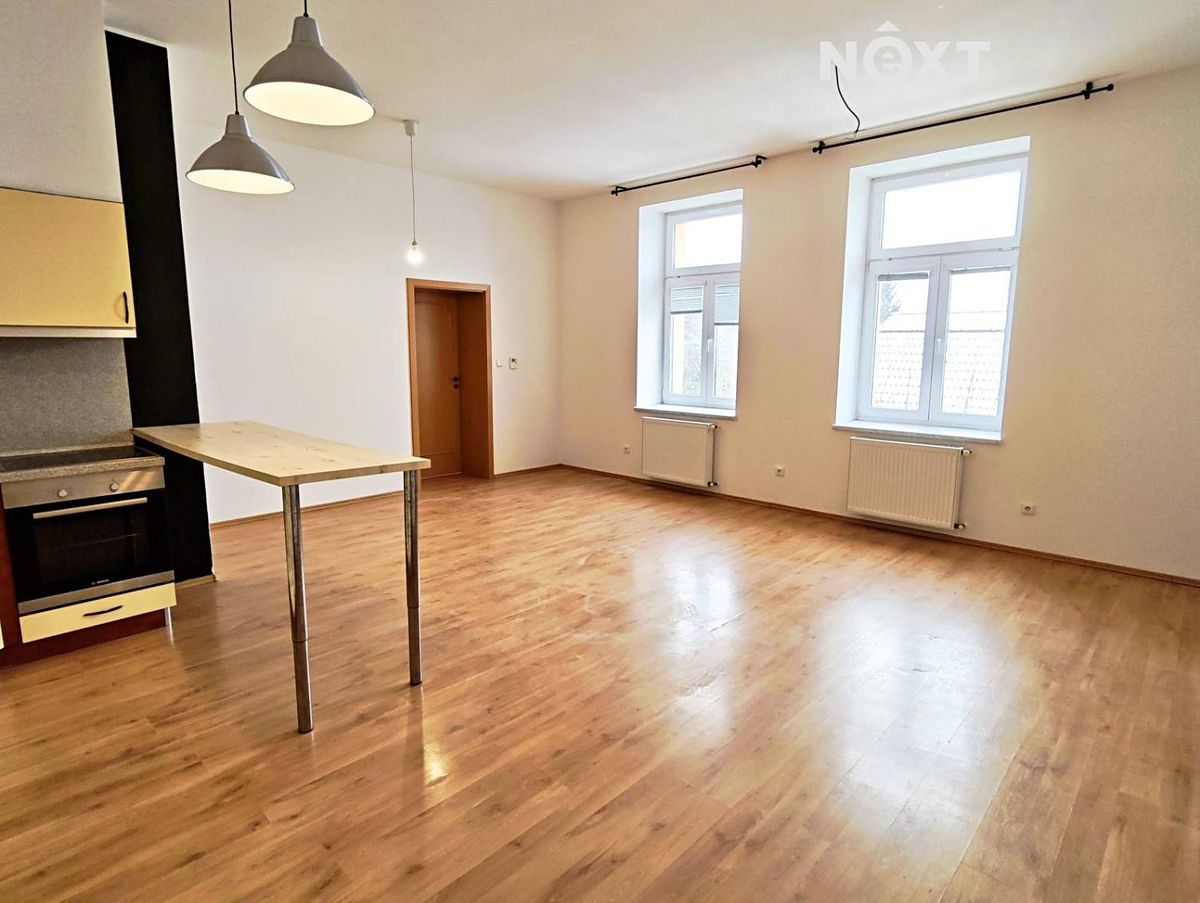 Pronájem bytu 2+1 70 m² – fotografie 4