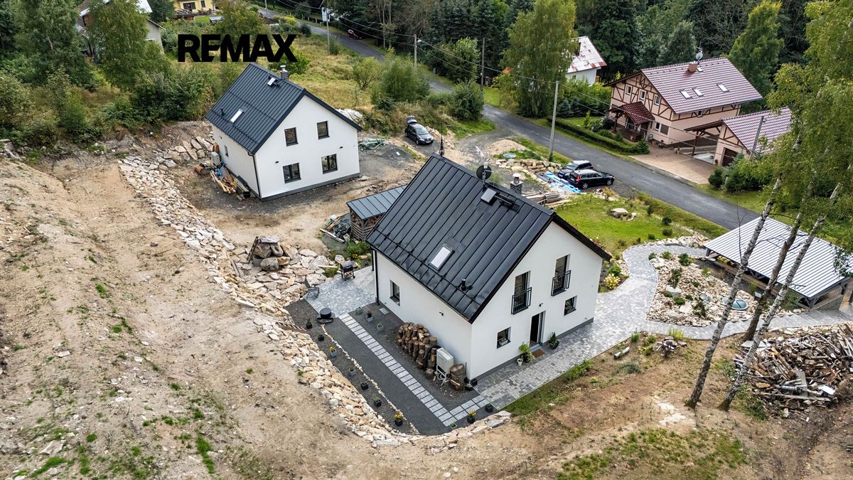 Prodej rodinného domu 111 m², pozemek 901 m² – fotografie 5