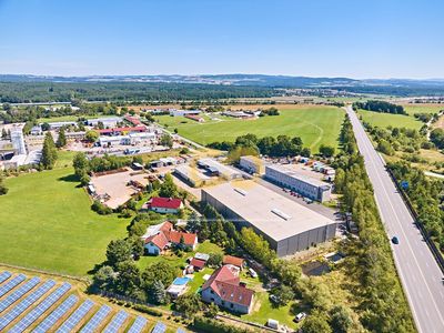 Pronájem skladového prostoru 1300 m²