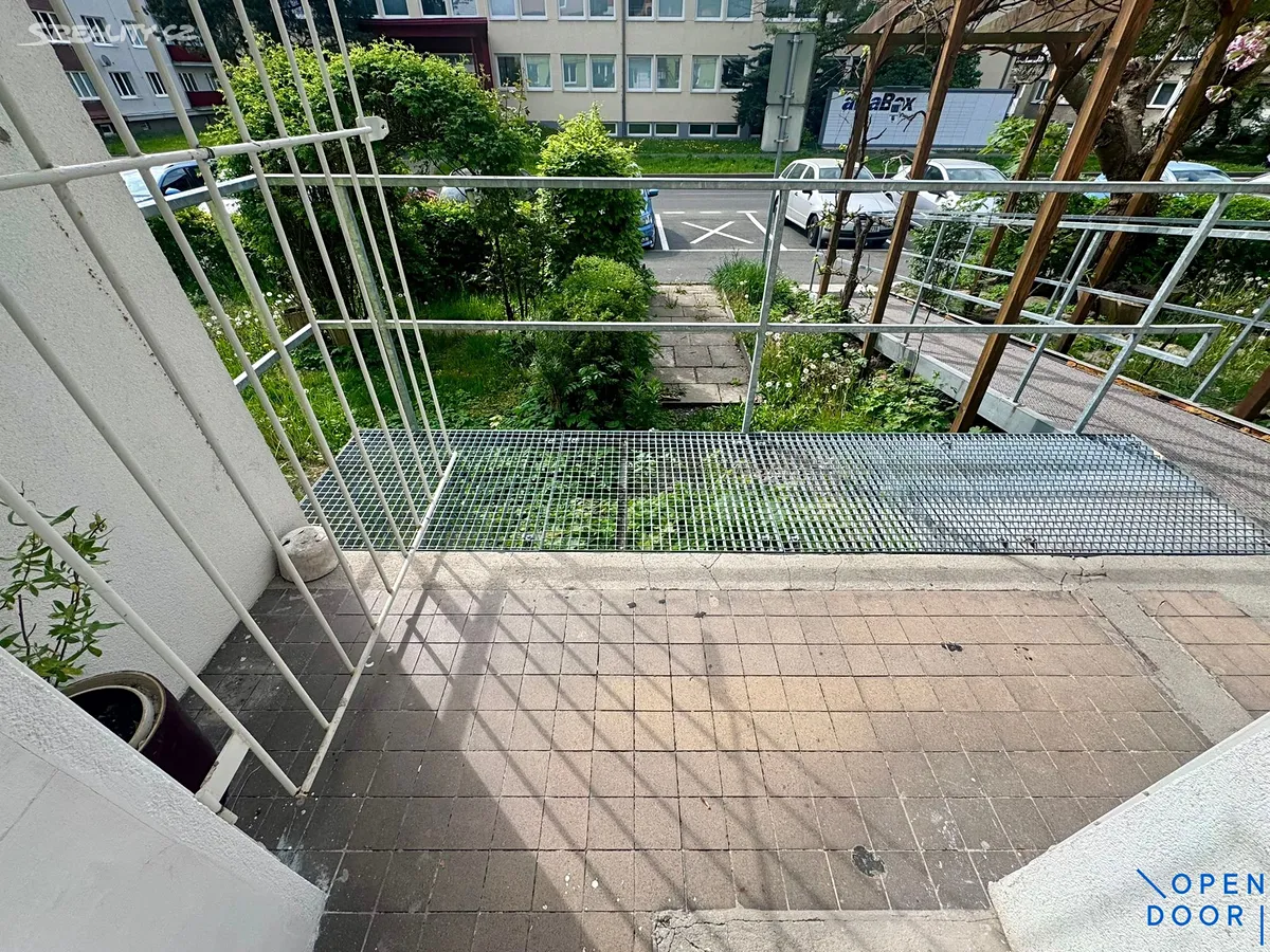 Pronájem obchodního prostoru 45 m² – pohled 6