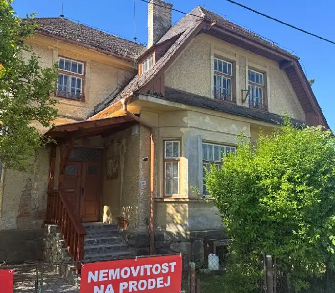 Prodej vily 372 m², pozemek 1036 m², Zlaté Hory – náhled fotky 3