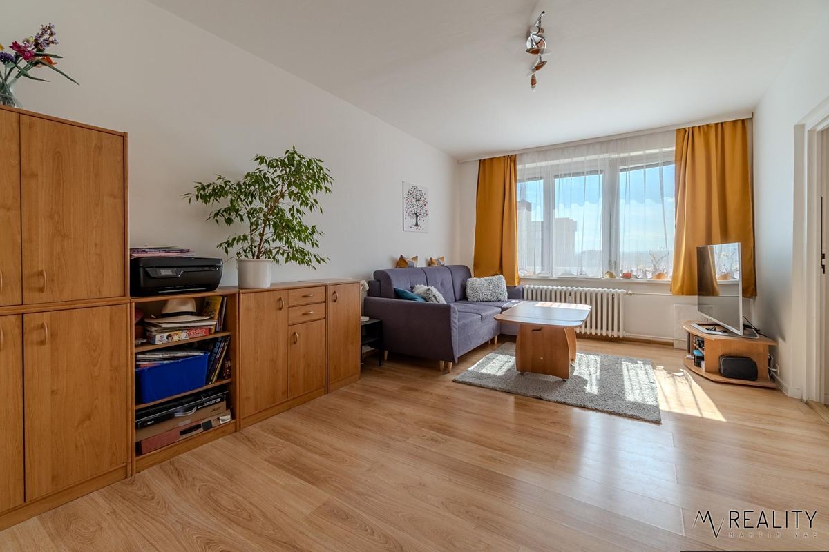 Pronájem bytu 3+1 63 m² – fotografie 3