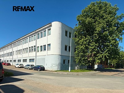 Pronájem skladového prostoru 600 m²