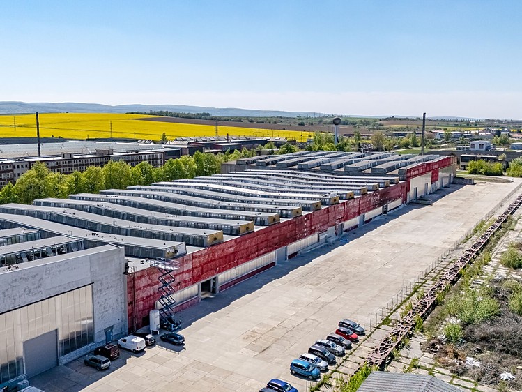 Комерційне приміщення в оренду, 2 000 м² (16 з 16)