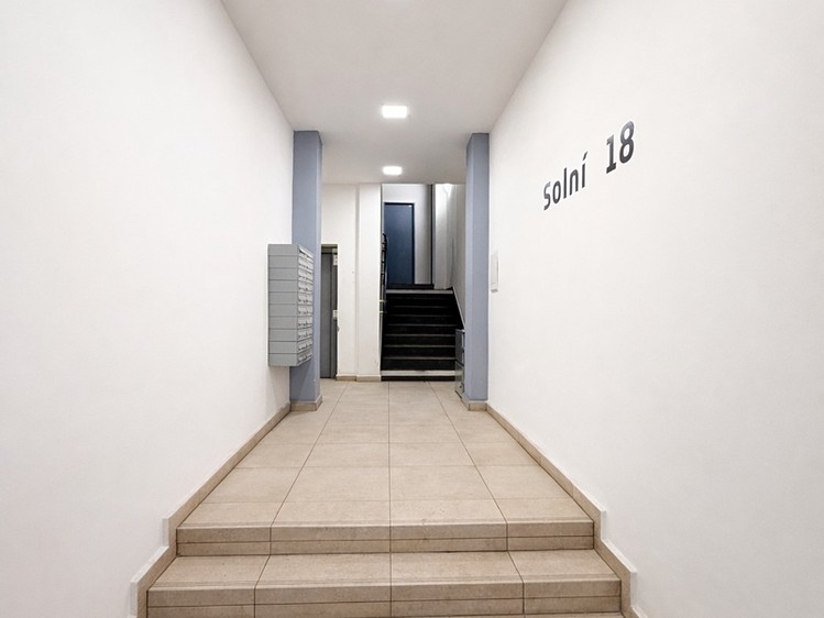 Комерційне приміщення в оренду, 183 м² (7 з 12)
