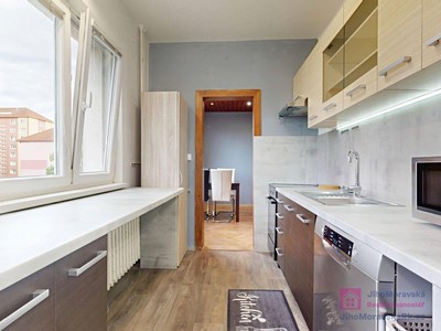 Pronájem bytu 4+1 77 m²