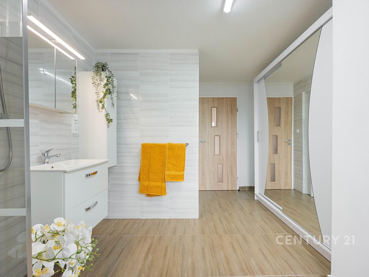 Комерційне приміщення на продаж, 229 м² (19 з 30)