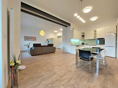 Pronájem bytu 2+kk 71 m²