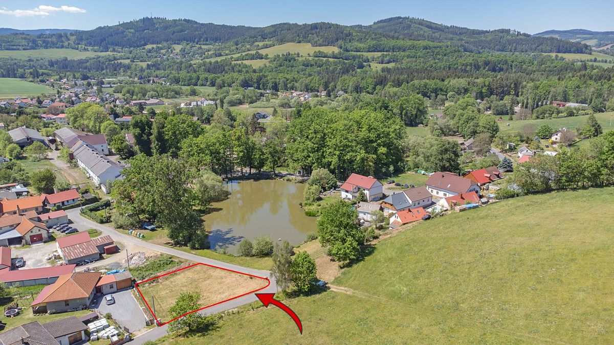 Prodej stavebního pozemku 716 m²
