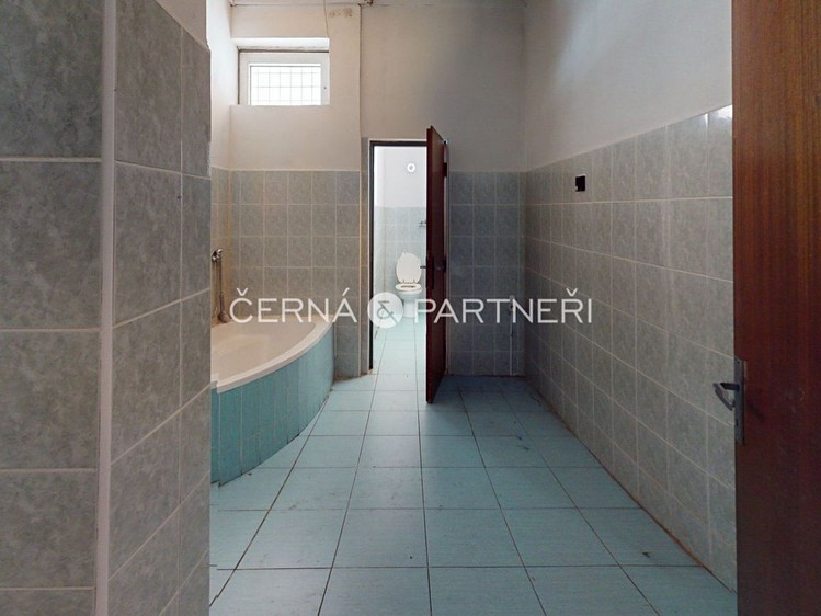 Gewerbefläche zum Kauf, 390 m² (15 von 18)