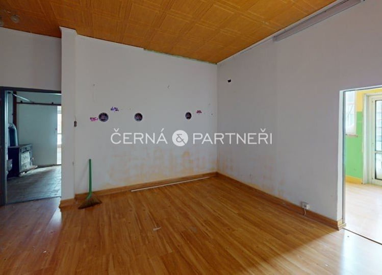 Gewerbefläche zum Kauf, 390 m² (8 von 18)