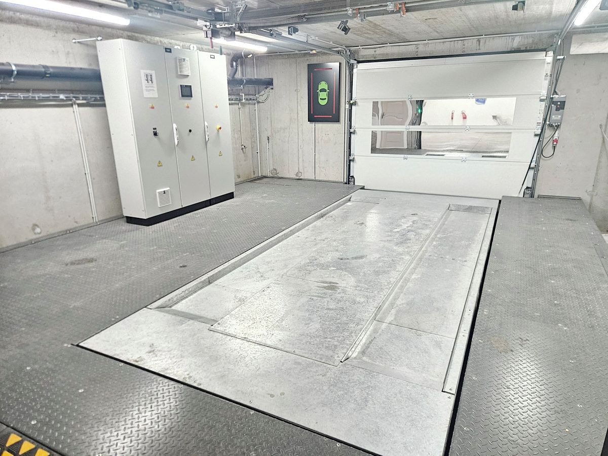 Prodej garážového stání 15 m² – fotografie 3