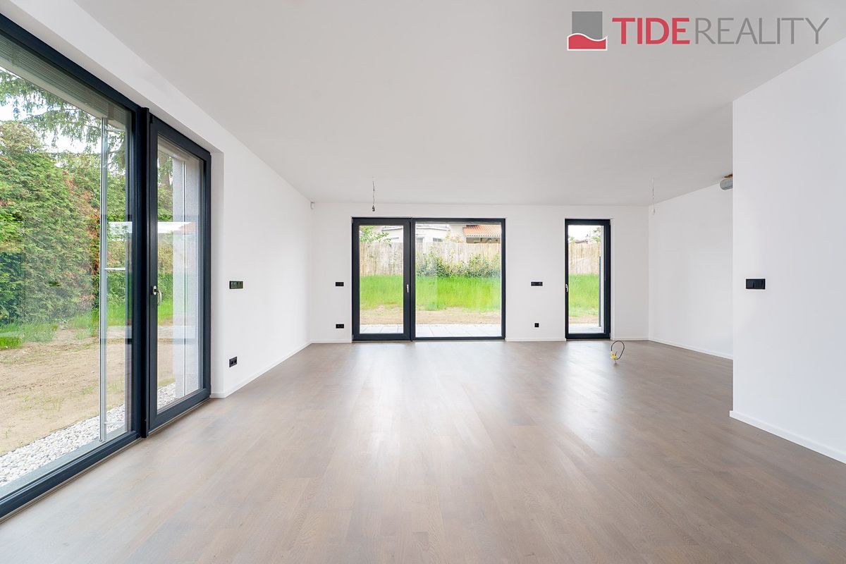 Prodej rodinného domu 170 m², pozemek 332 m² – fotografie 4