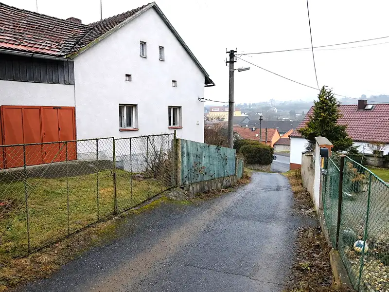 Prodej rodinného domu 140 m², pozemek 556 m², Dolní Hbity – náhled fotky 3