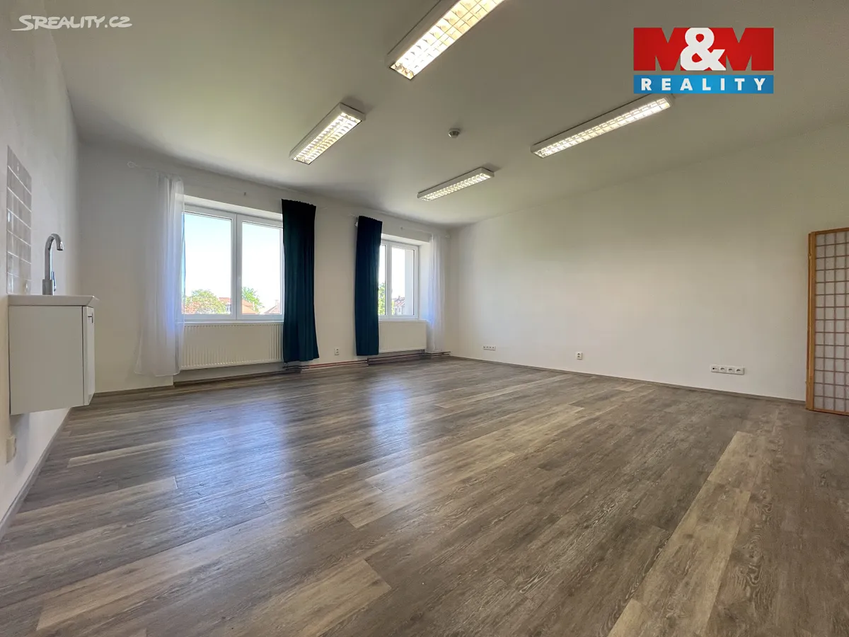 Pronájem kanceláře 34 m² – pohled 4
