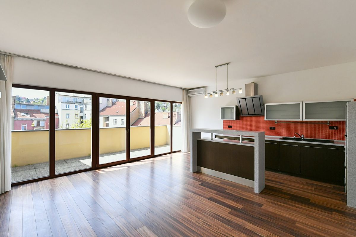 Prodej bytu 3+kk 108 m² (Jednopodlažní)