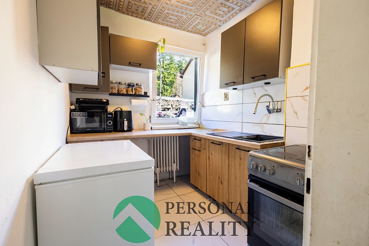 Prodej vícegeneračního domu 200 m², pozemek 432 m² – fotografie 2