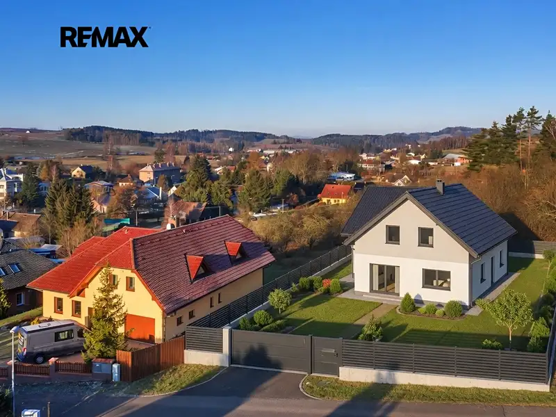Prodej stavebního pozemku 951 m², Nová Paka – náhled fotky 1