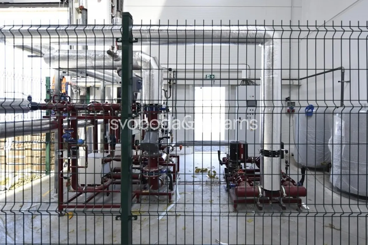 Pronájem skladového prostoru 4586 m² – další