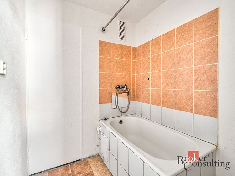 Prodej bytu 2+1, 58 m² (7 z 13)