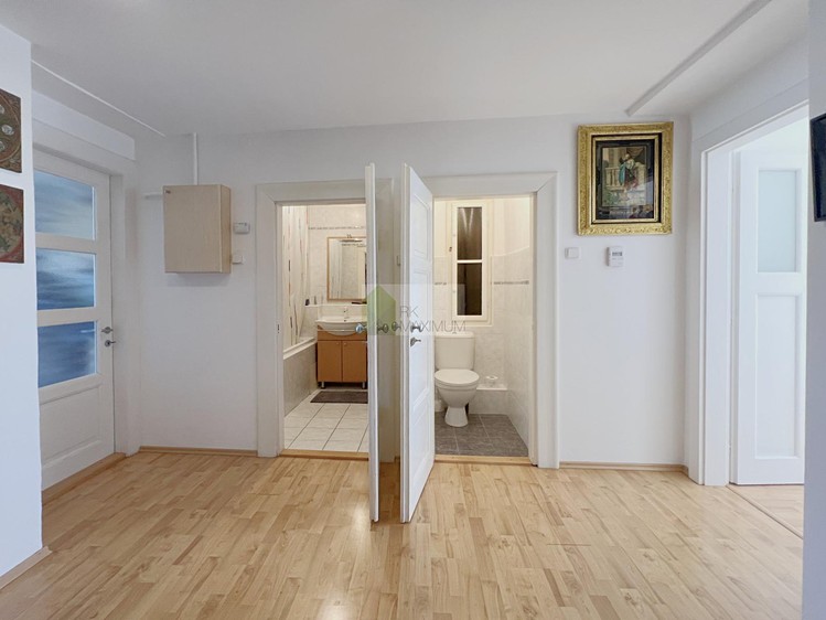 Prodej bytu 4+1, 142 m² (11 z 26)