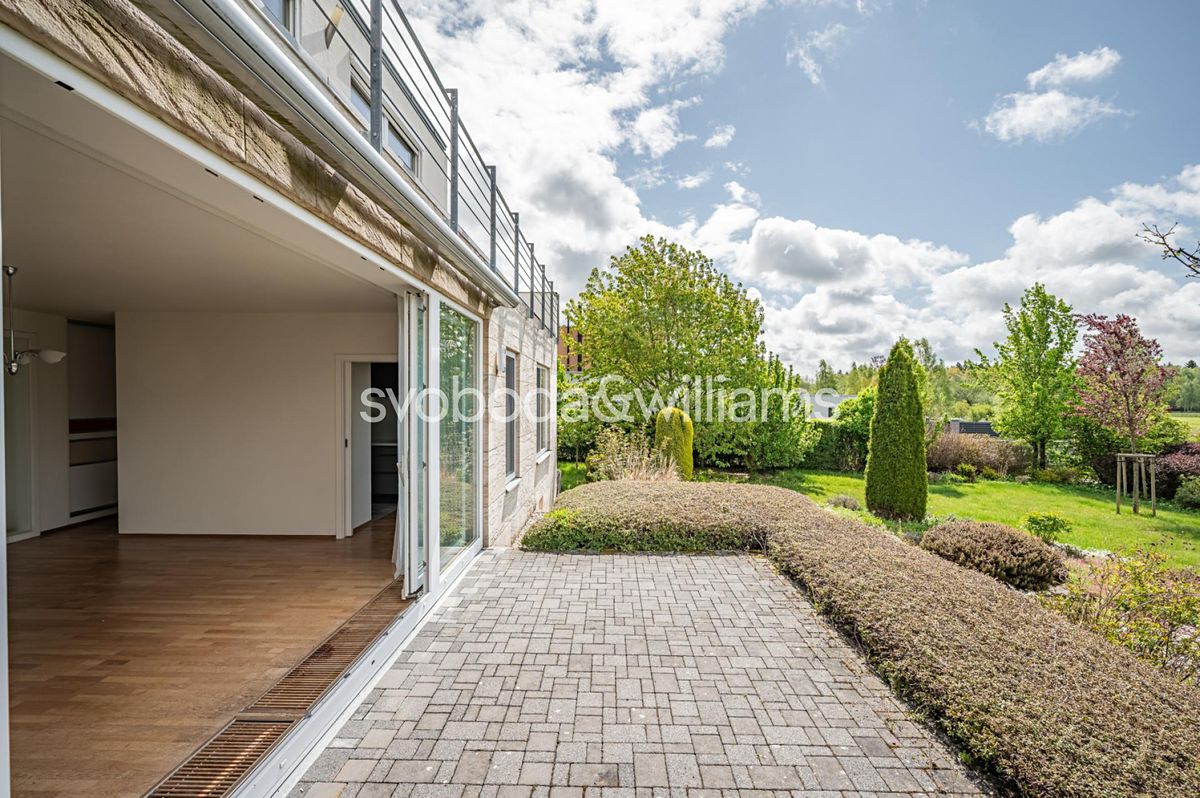 Prodej vily 184 m², pozemek 1803 m² – fotografie 3