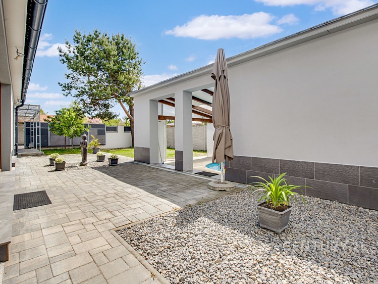 Prodej domu, 354 m² (40 z 59)