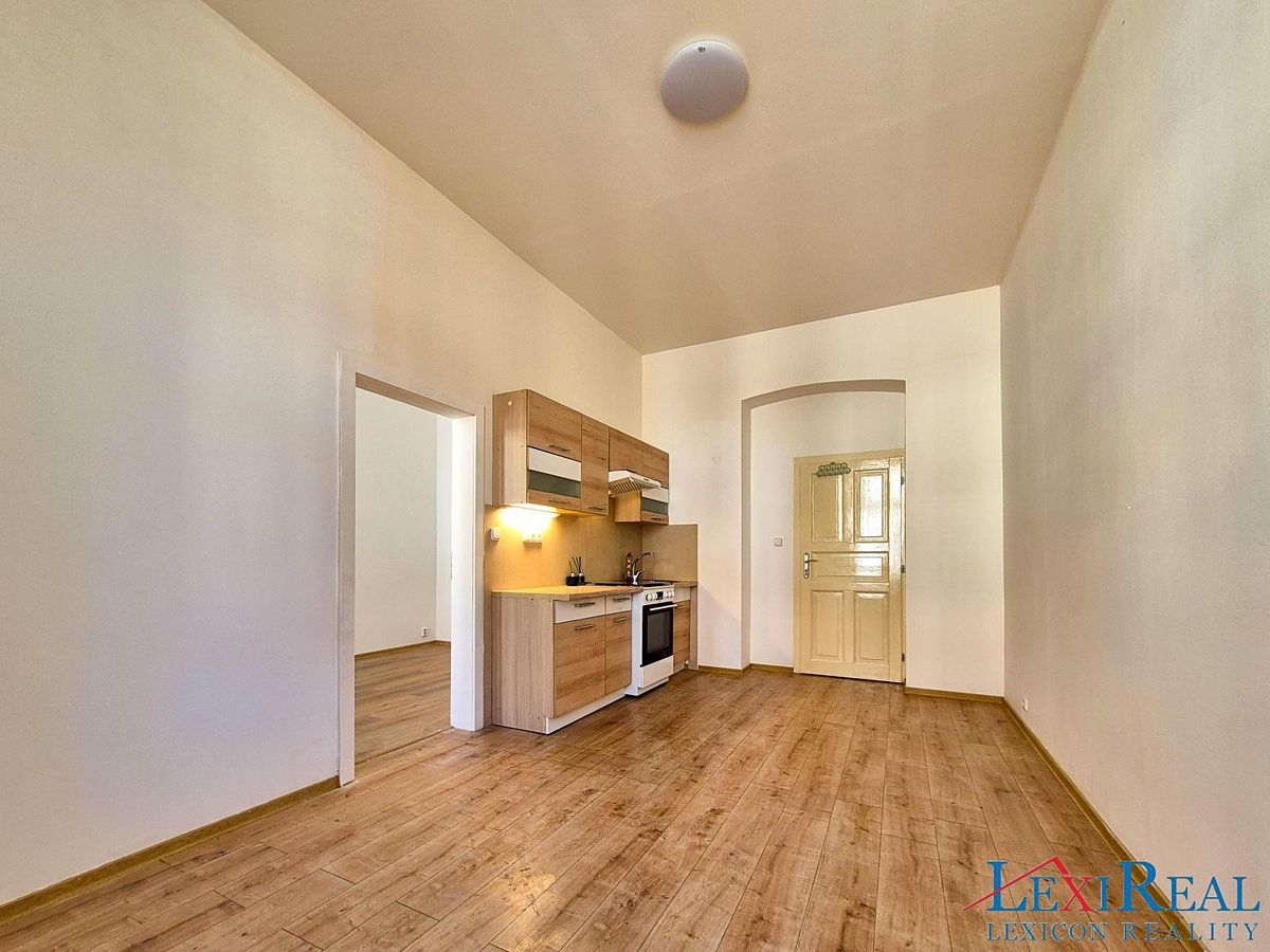 Pronájem bytu 2+kk 35 m²