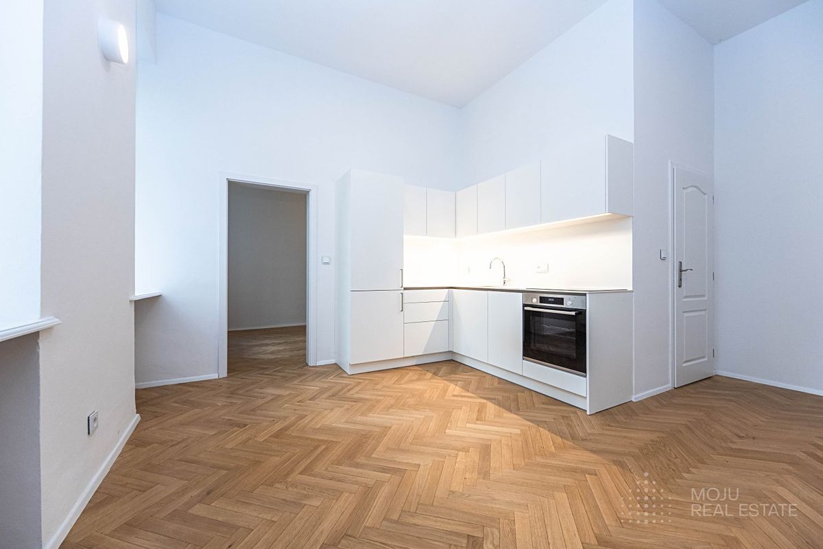 Pronájem bytu 2+kk 43 m²