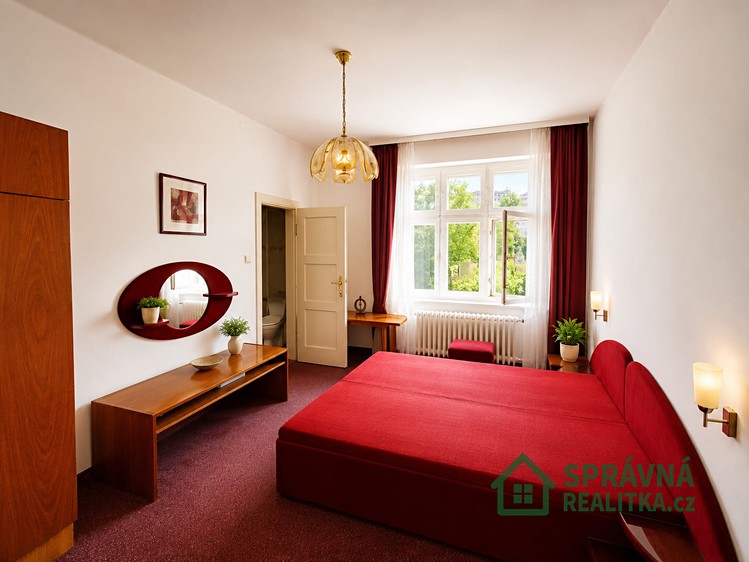 Prodej komerčního prostoru, 298 m² (9 z 23)