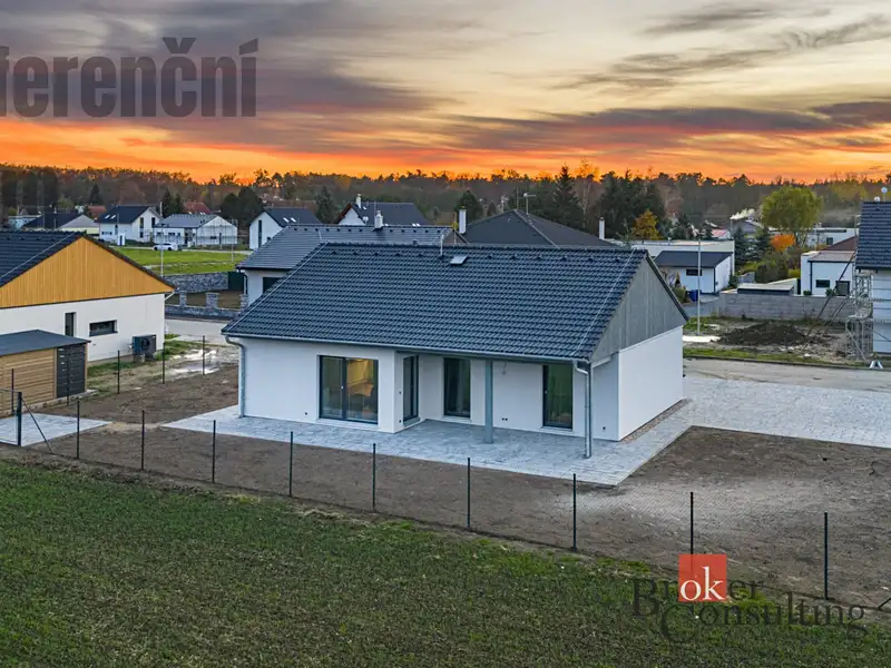Prodej rodinného domu 90 m², pozemek 816 m², Sezemice – Počaply, okres Pardubice