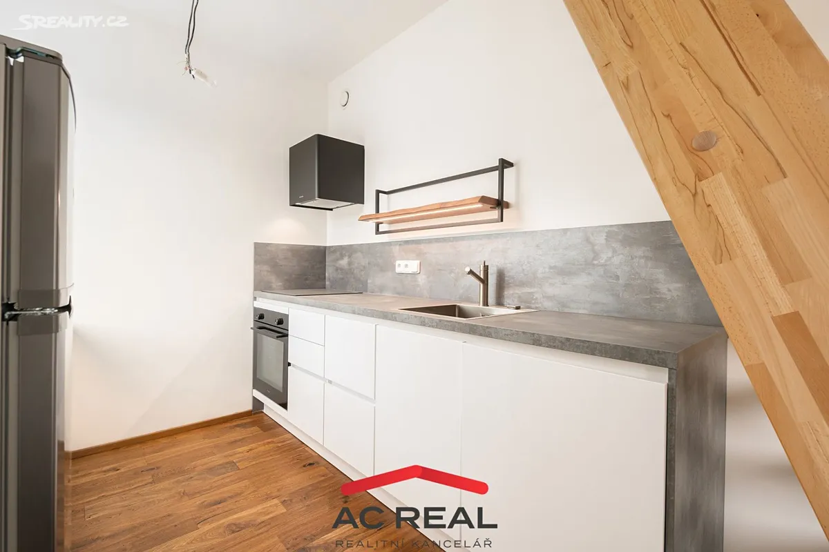 Prodej bytu 4+kk 99 m²