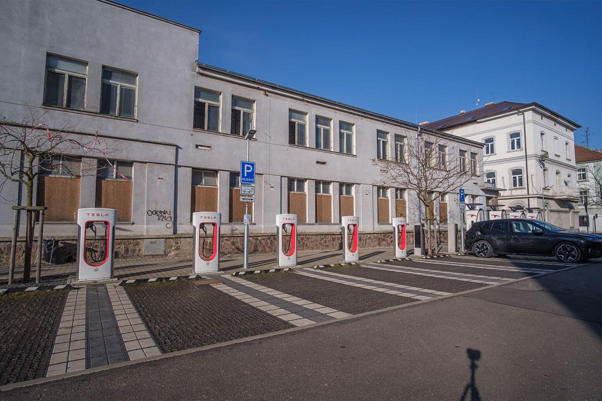 Prodej obchodního prostoru 1299 m² – fotografie 3