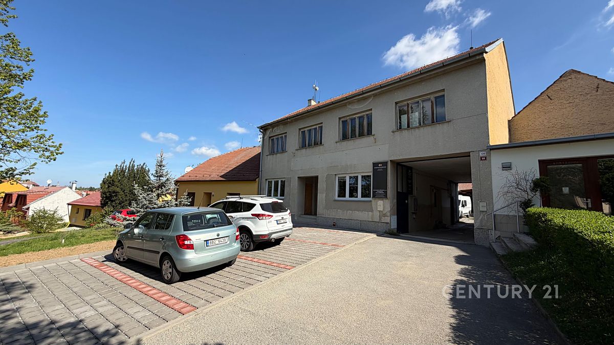 Pronájem kanceláře 103 m² – fotografie 2
