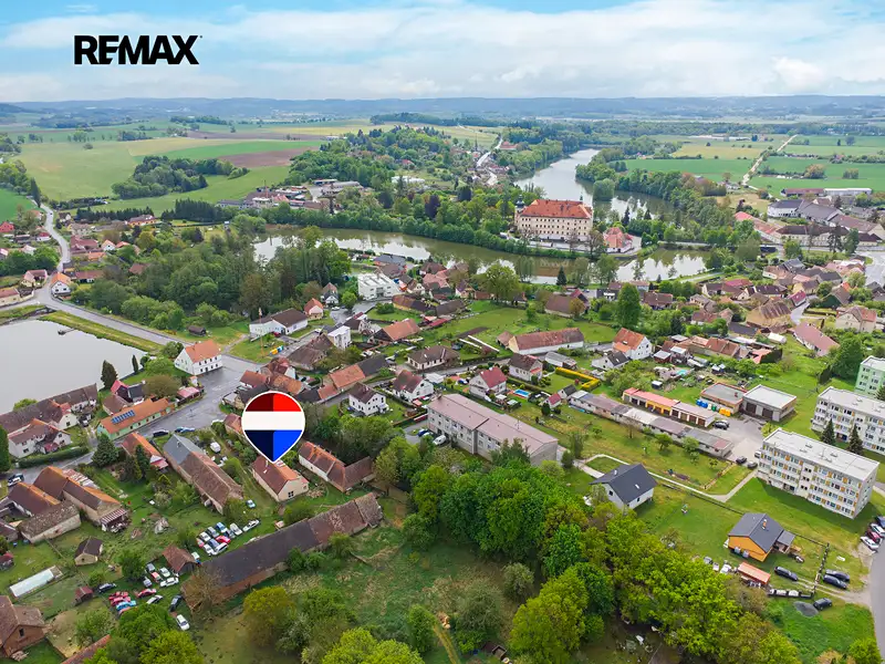 Prodej rodinného domu 207 m², pozemek 1227 m², Lnáře – náhled fotky 1