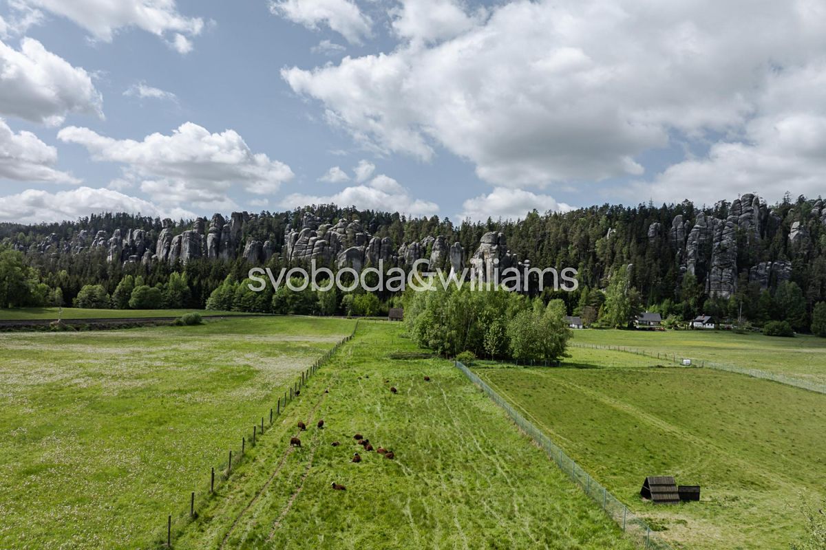 Prodej stavebního pozemku 4405 m²