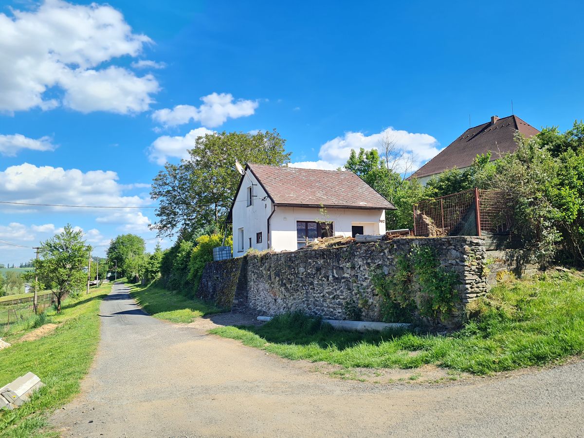 Prodej rodinného domu 80 m², pozemek 335 m²