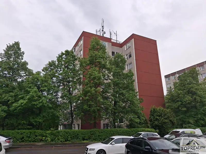 Prodej bytu 4+1 88 m², Praha – náhled fotky 2