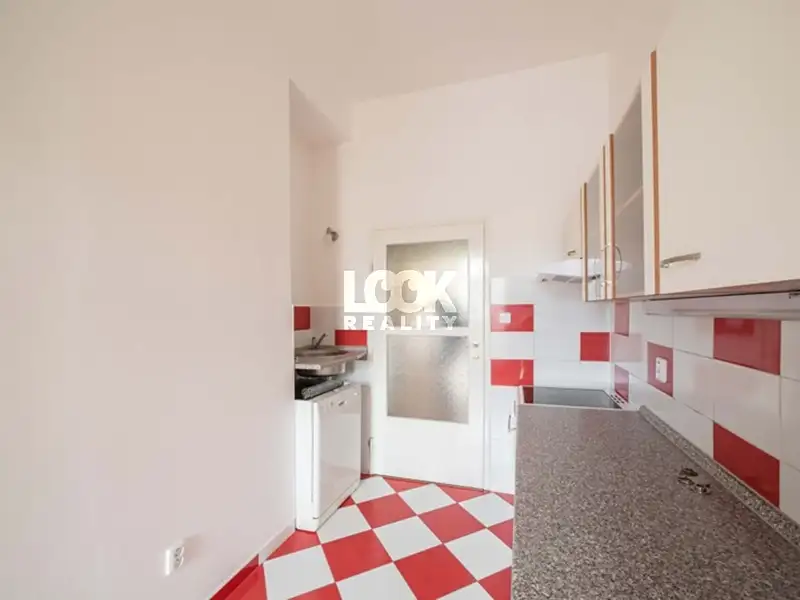 Pronájem bytu 3+1 100 m², Praha – náhled fotky 2