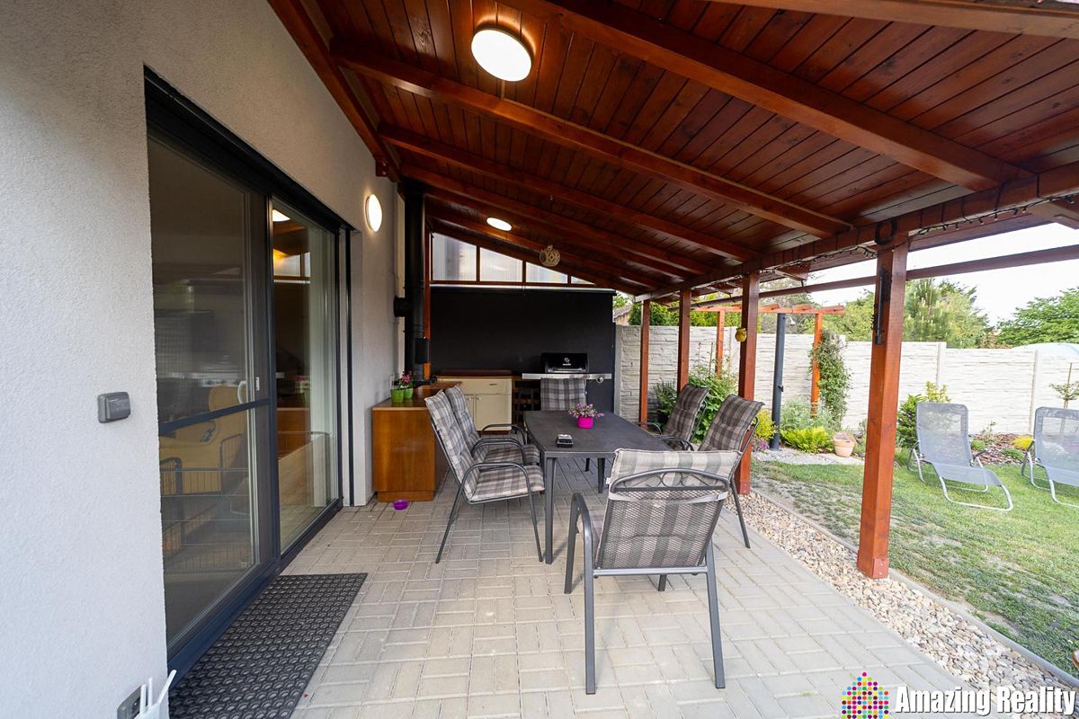 Prodej rodinného domu 107 m², pozemek 383 m² – fotografie 2