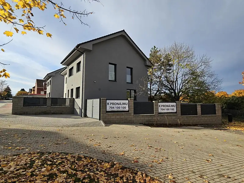 Pronájem bytu 5+kk 145 m², Praha – náhled fotky 2