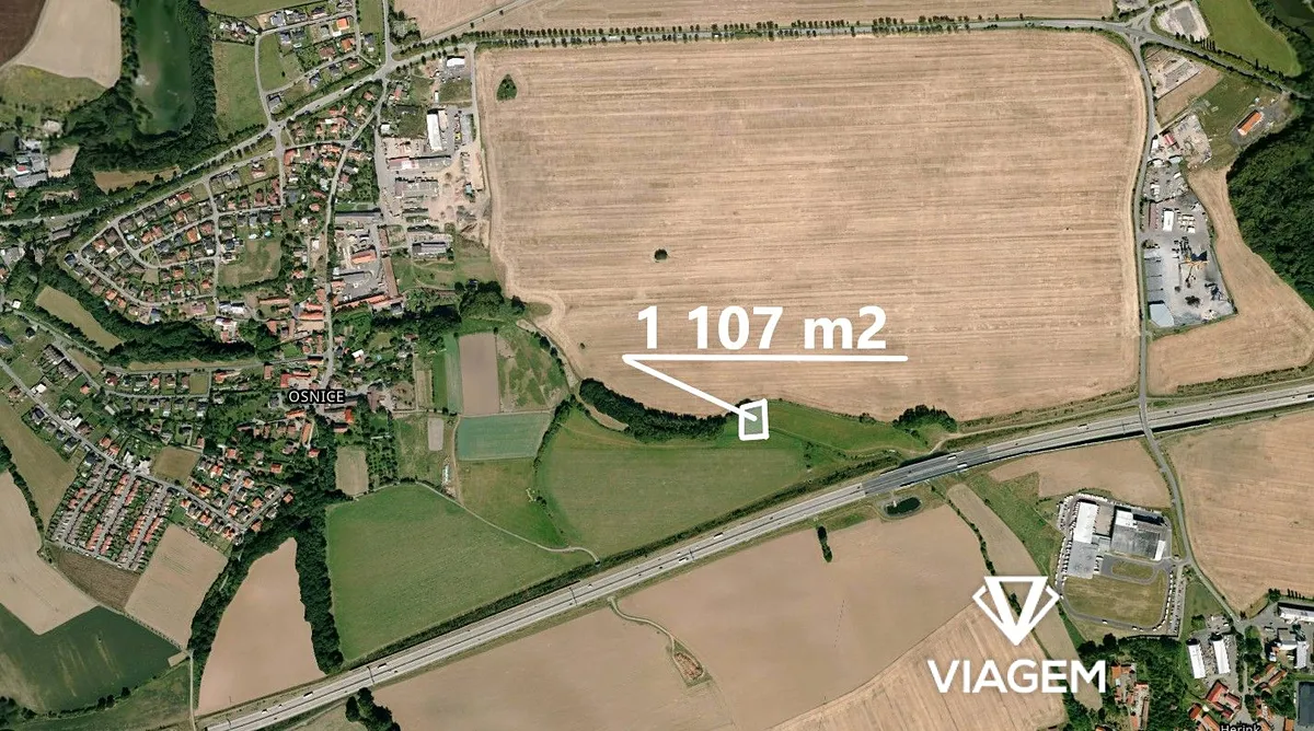 Prodej pole 1107 m²