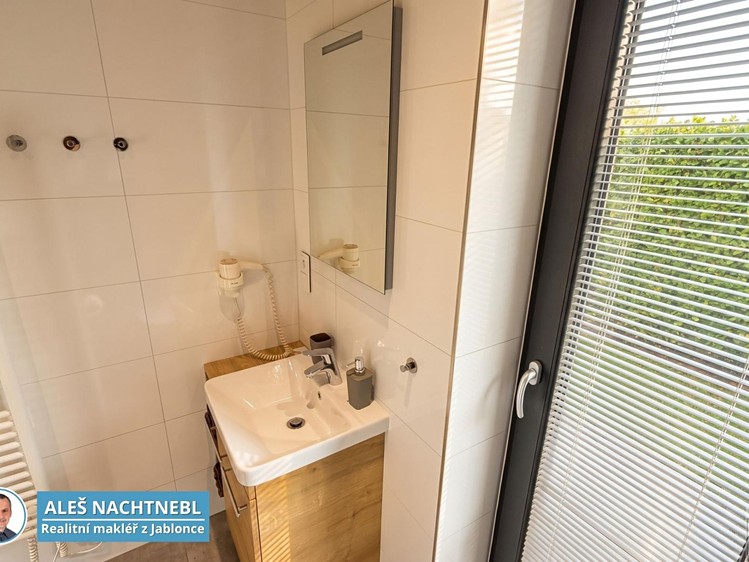 Комерційне приміщення на продаж, 178 м² (17 з 60)