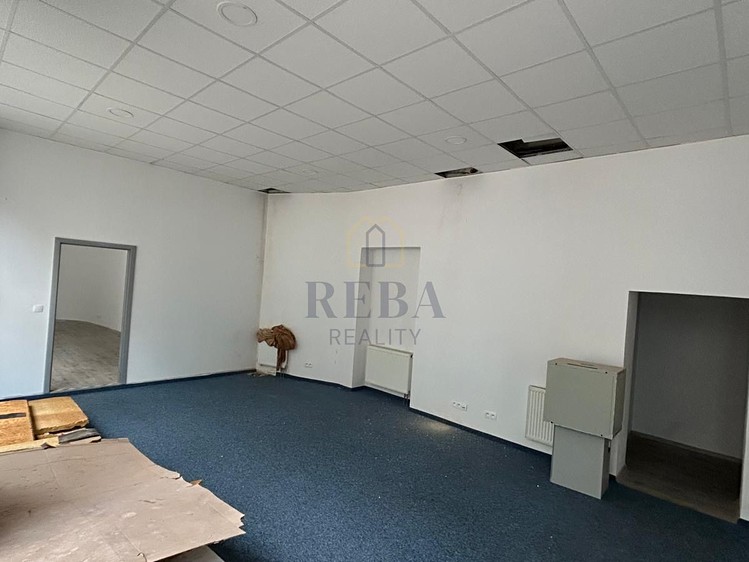 Комерційне приміщення в оренду, 105 м² (7 з 8)