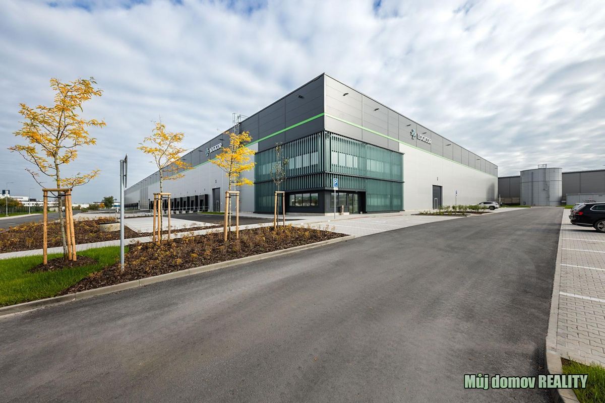 Pronájem výrobní haly, prostoru 10200 m² – fotografie 2