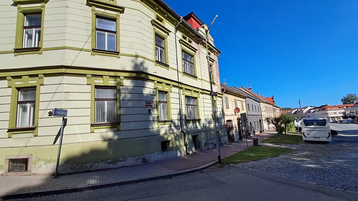 Prodej činžovního domu 1099 m²