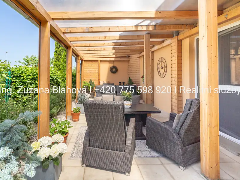 Prodej bytu 3+1 74 m², Nehvizdy – náhled fotky 1